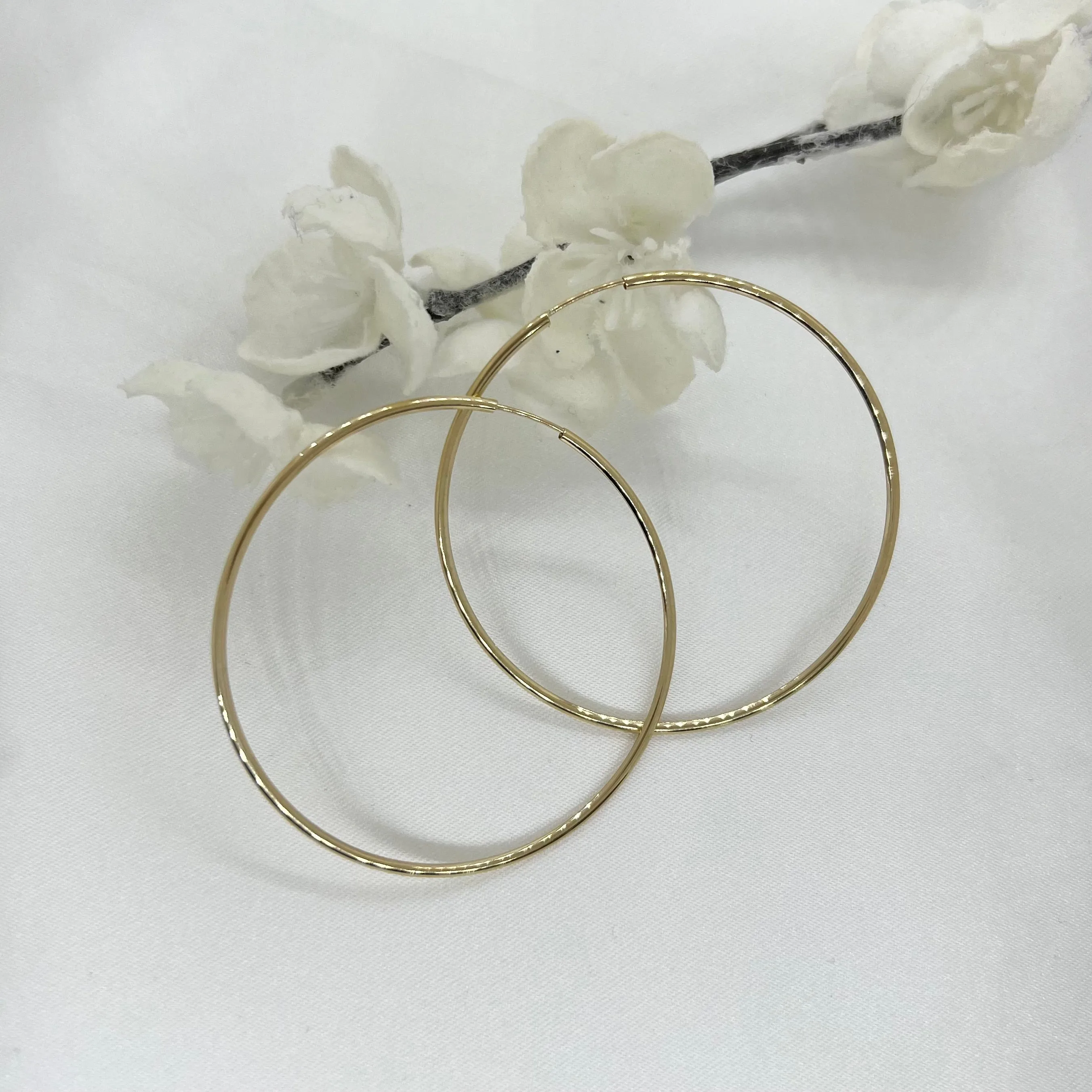 10k Gold Plain Thin Hoops - Various Sizes