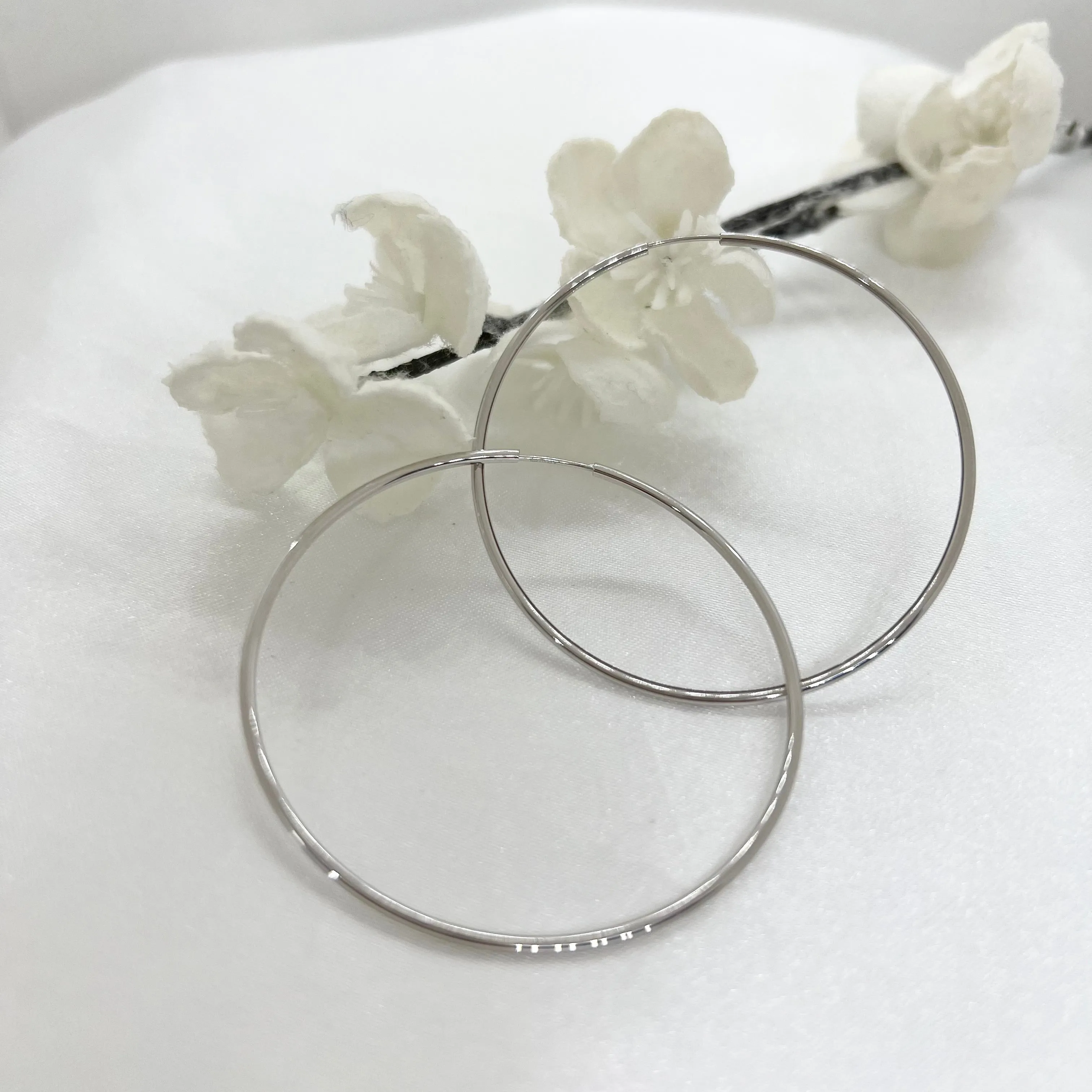 10k Gold Plain Thin Hoops - Various Sizes