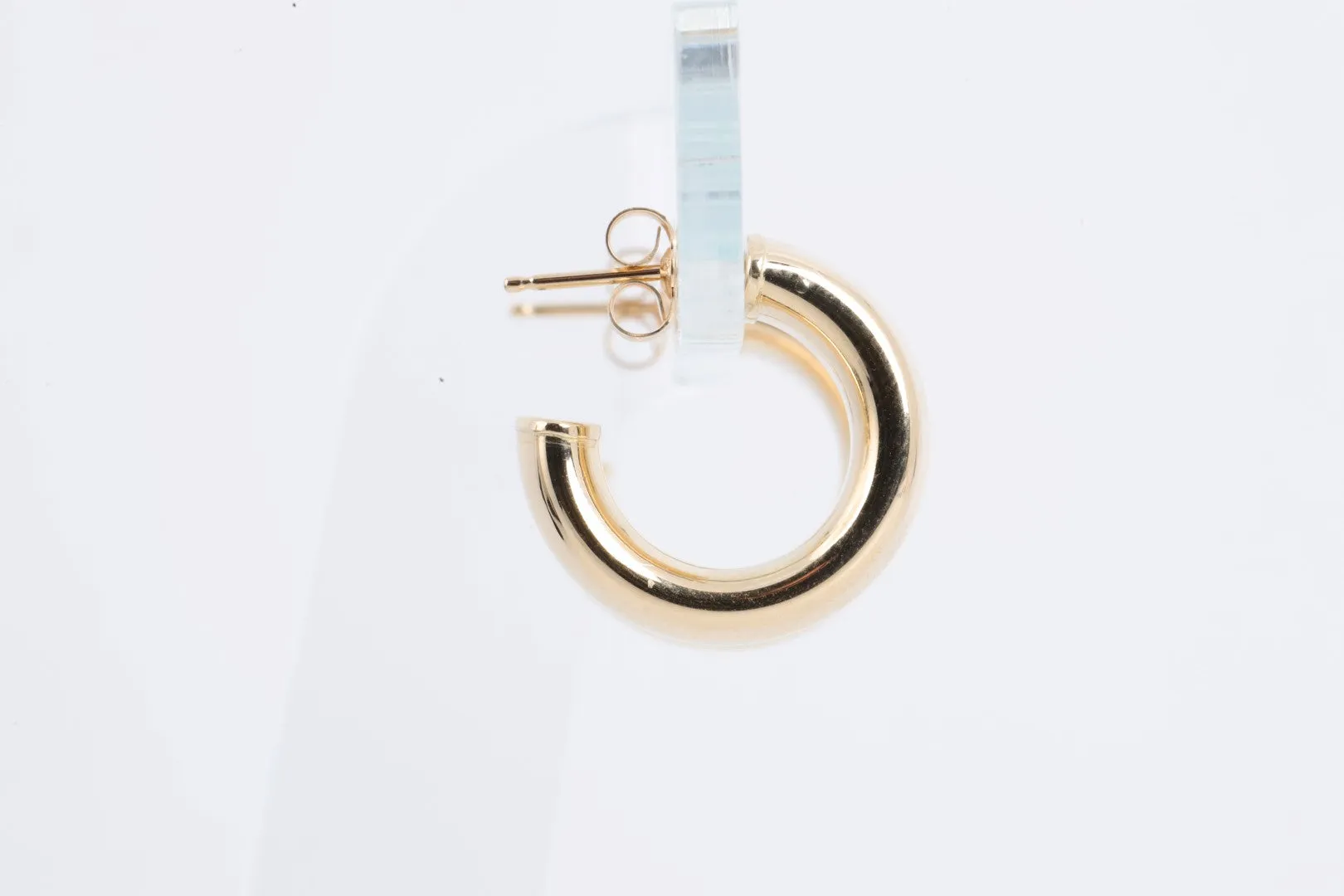 14k Yellow Gold Small Hoop Earrings (2.36g.)