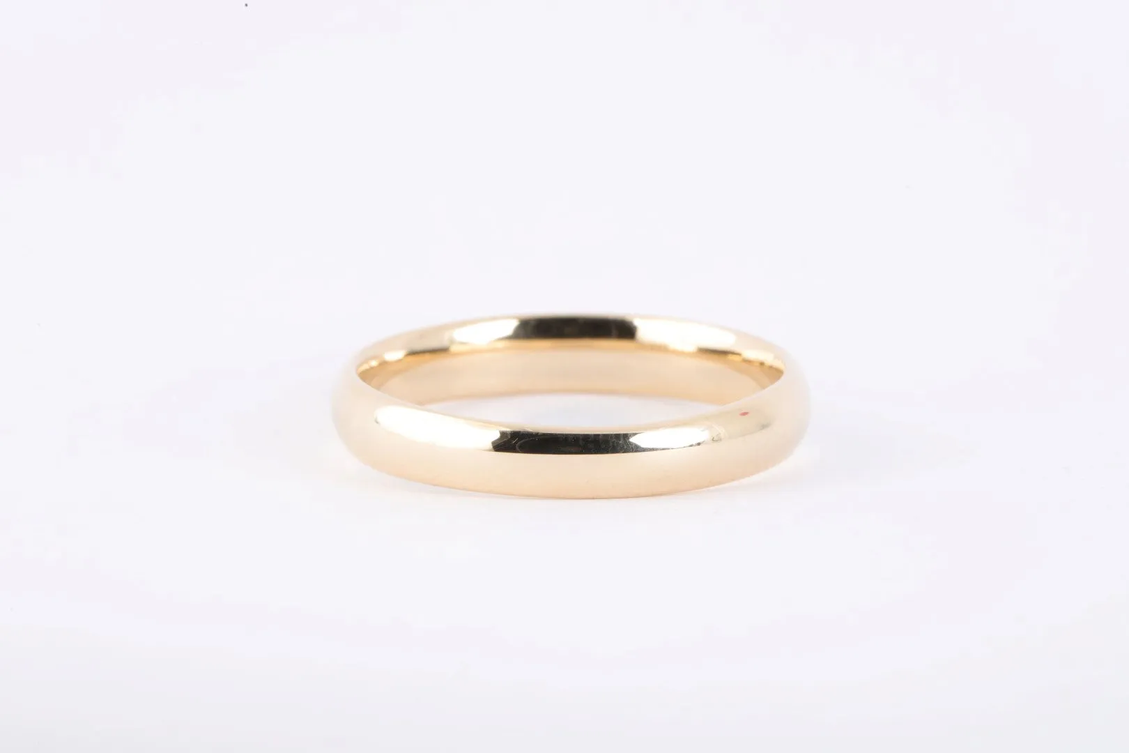 14k Yellow Gold Wedding Band Size 10.25 (4.35g.)