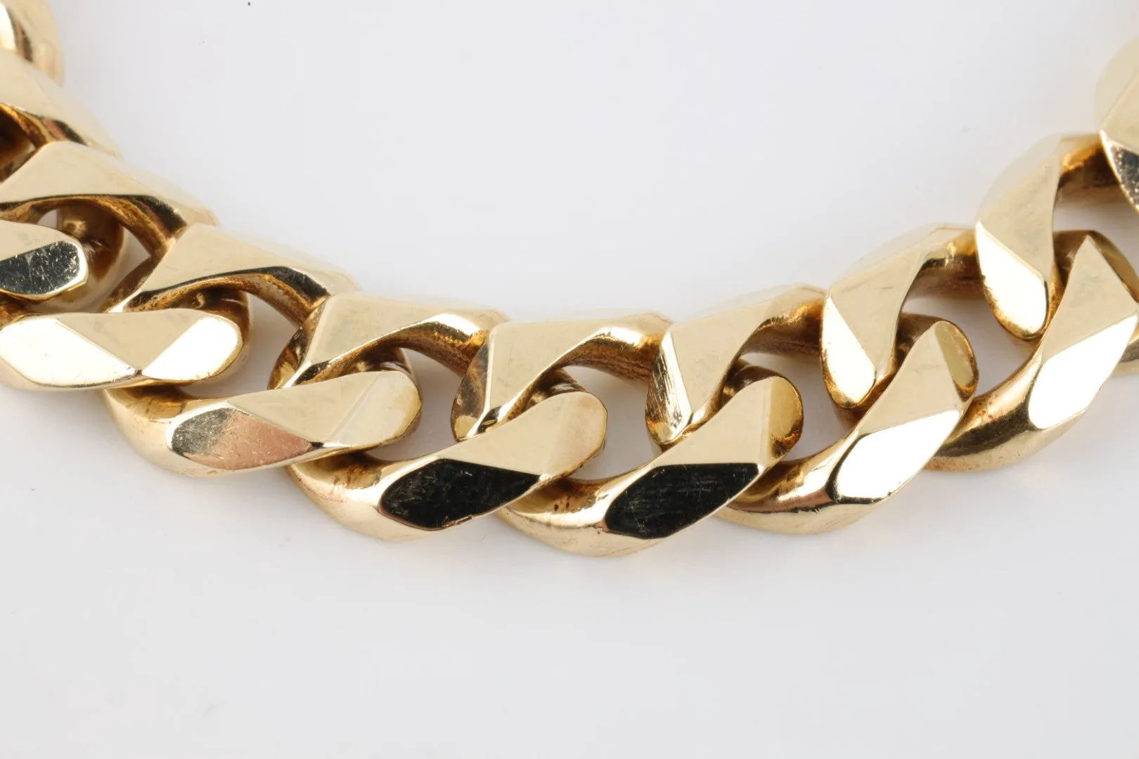 8" 14k Yellow Gold Curb Chain Bracelet (64.44g.)