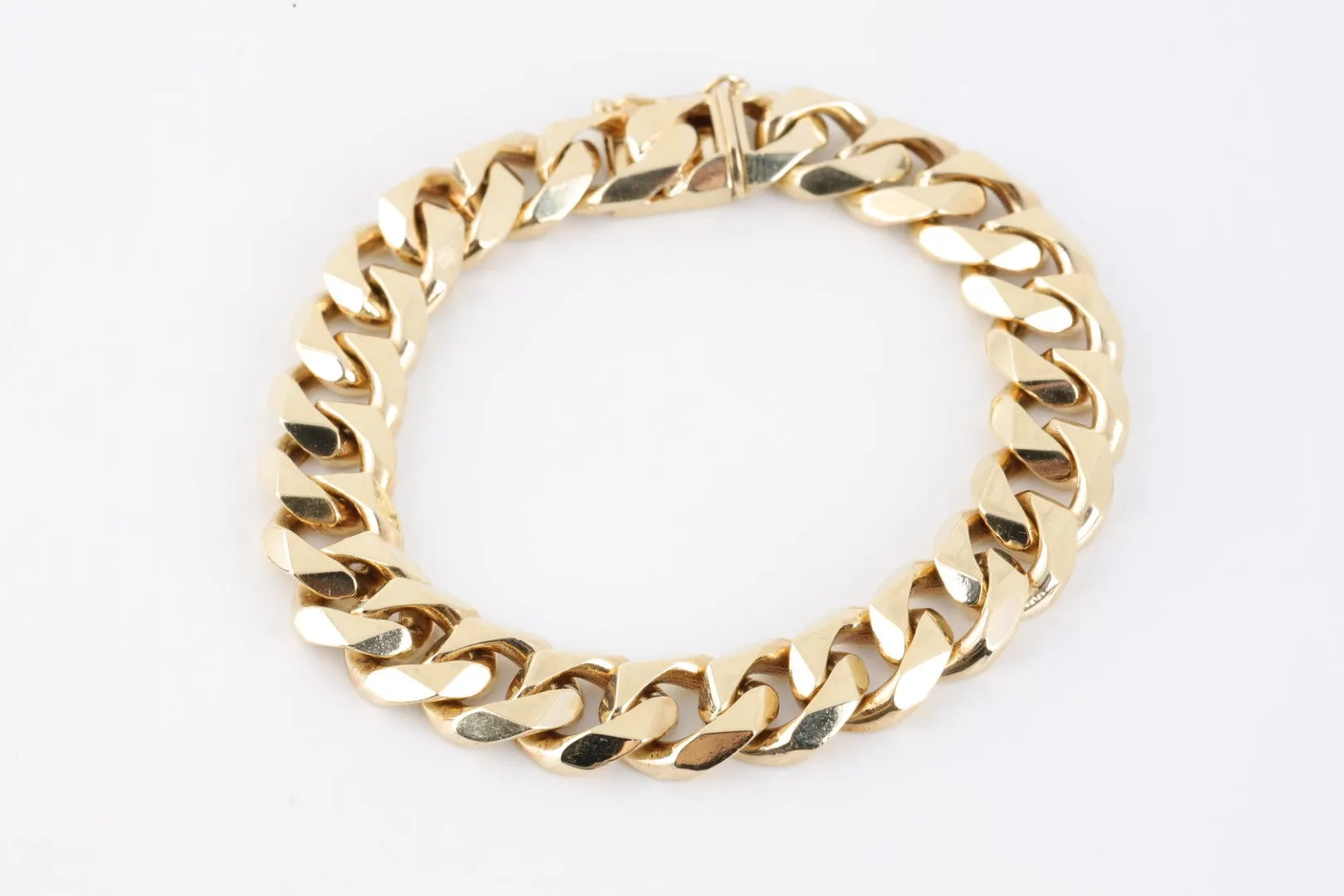 8" 14k Yellow Gold Curb Chain Bracelet (64.44g.)