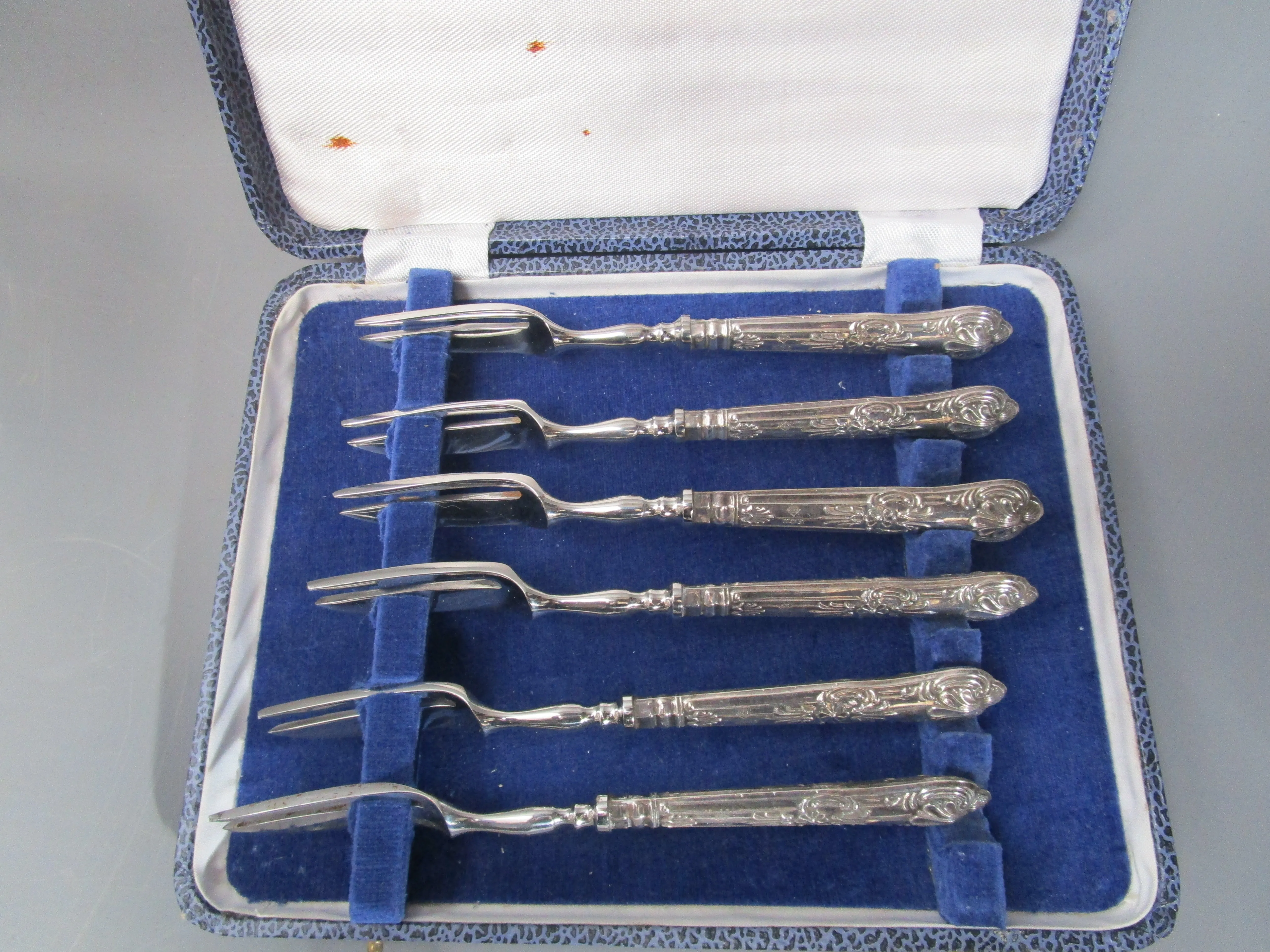 Boxed Set Of 6 Sterling Silver Handled Pastry Forks Vintage Sheffield 1972