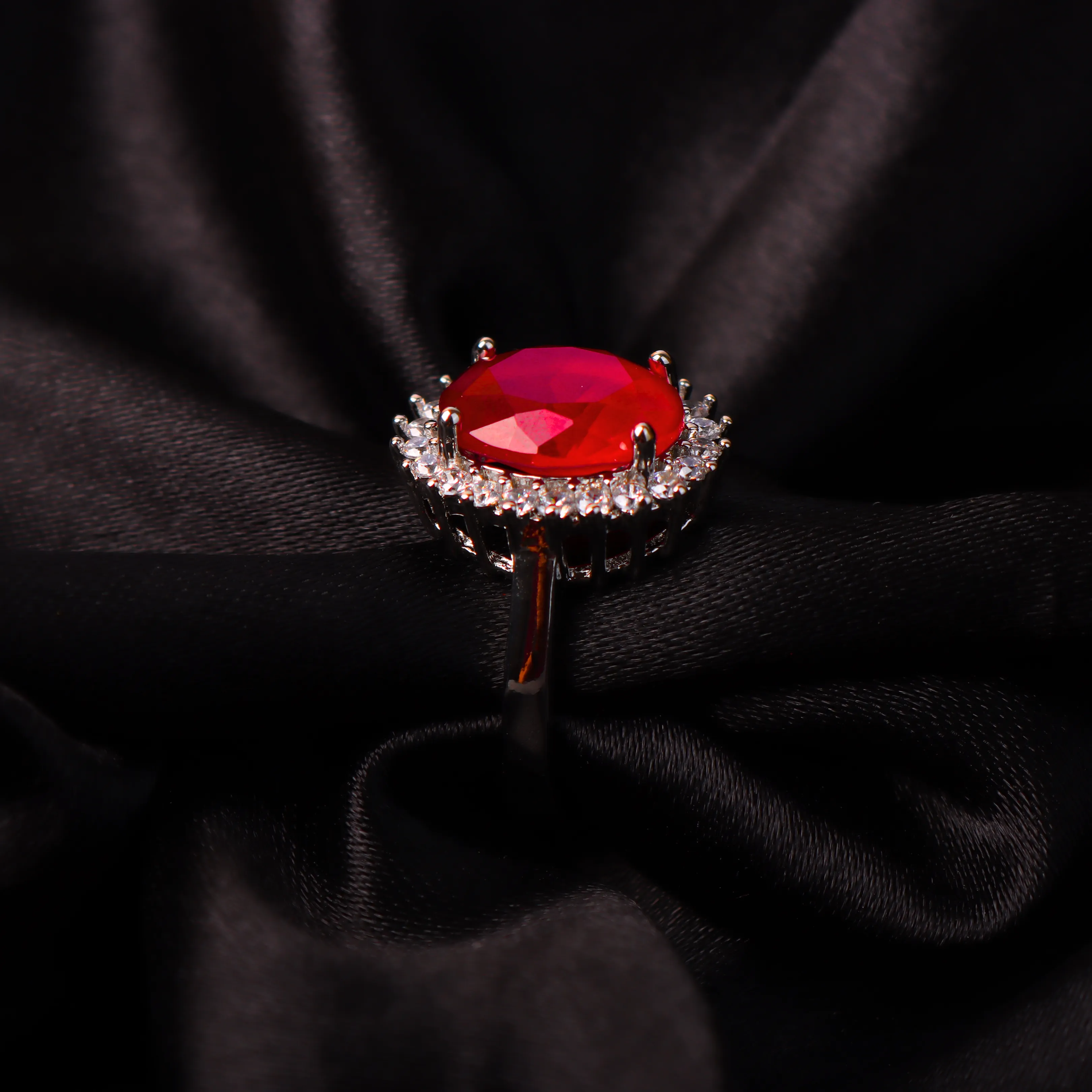 G.Silver Red Stone Ring.