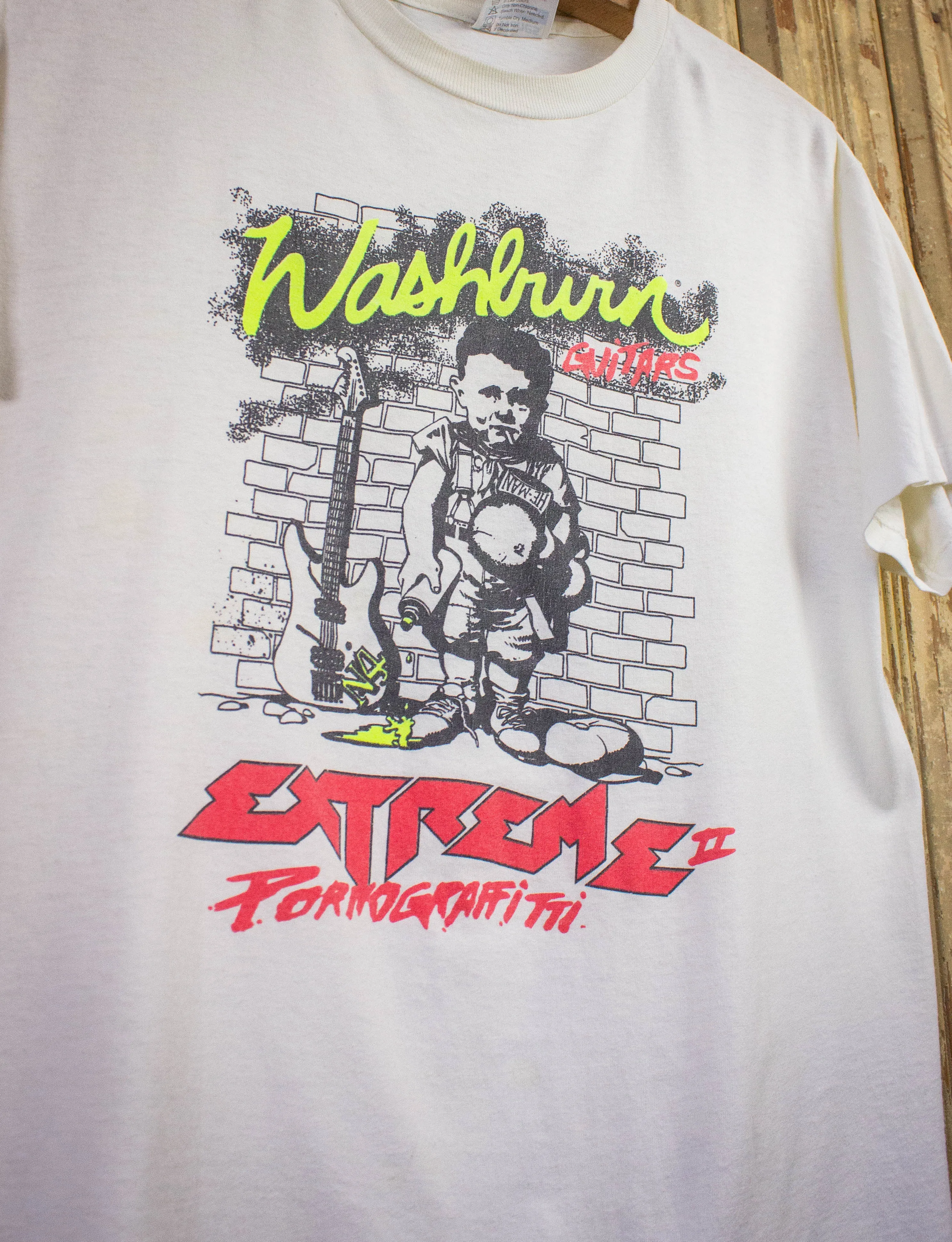 Vintage Extreme Washburn Guitars Concert T Shirt 90s White Medium