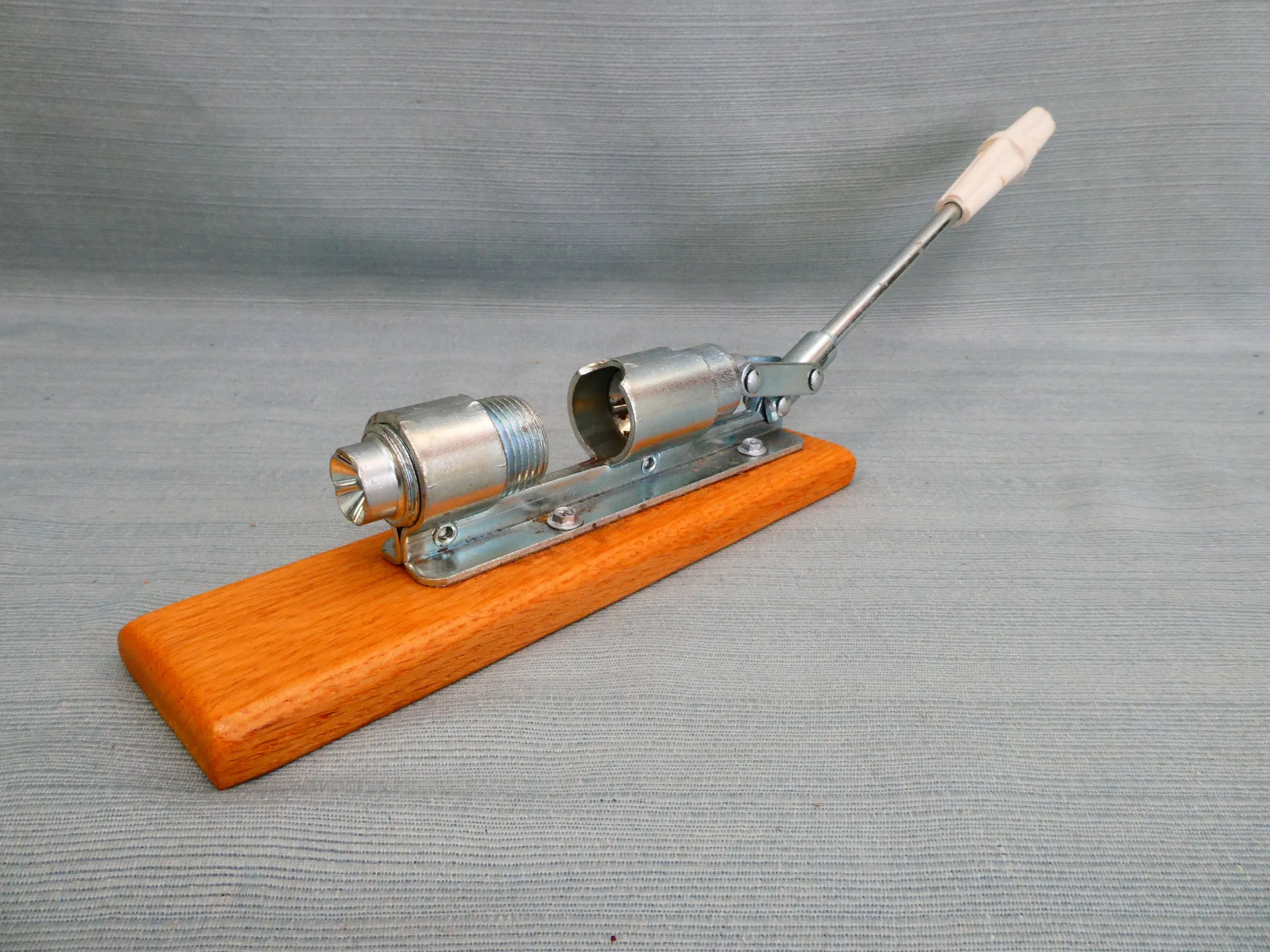 Vintage Reed's Rocket Nut Cracker